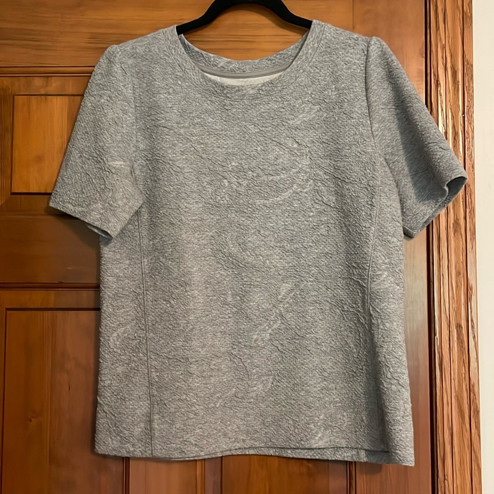 LOFT grey short sleeve top